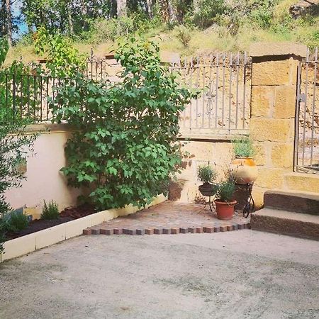 Casa Mon Villa Tiurana ภายนอก รูปภาพ