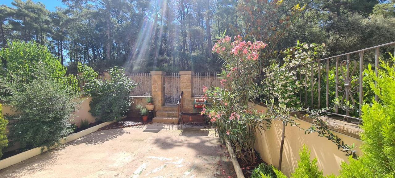 Casa Mon Villa Tiurana ภายนอก รูปภาพ
